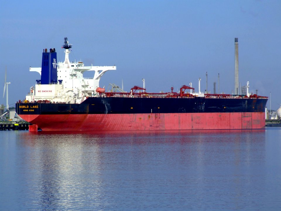 World Lake p5 docked at the Caland canal, Port of Rotterdam, Holland 20-May-2007