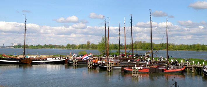 Woudrichem Stadshaven 2