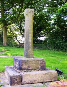 Wortley, churchyard cross photo