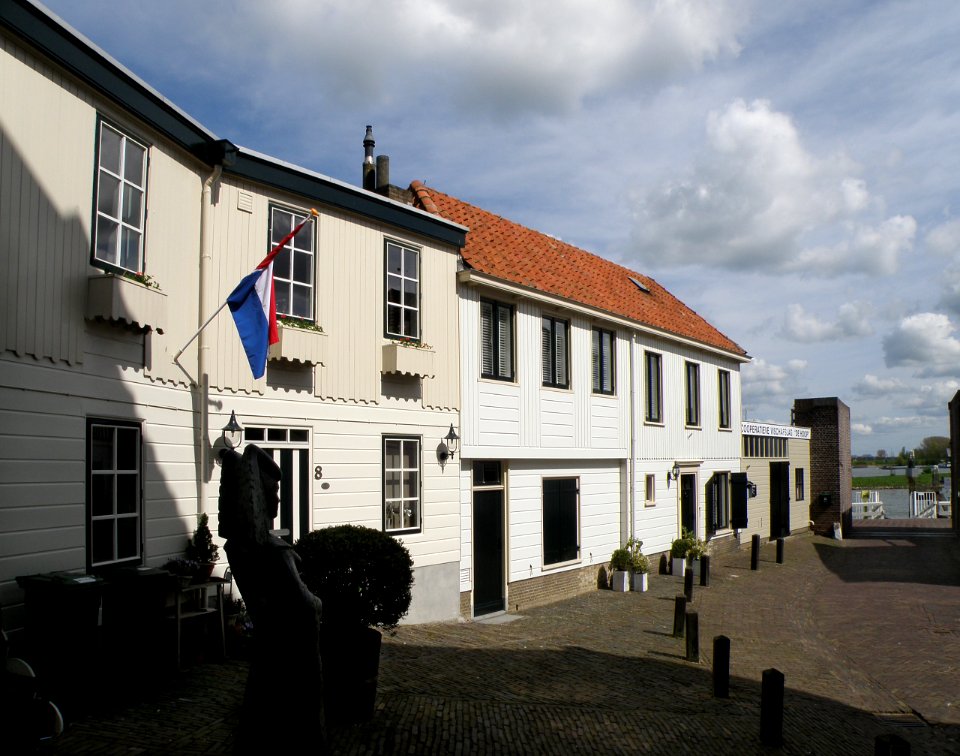 Woudrichem Kerkstraat