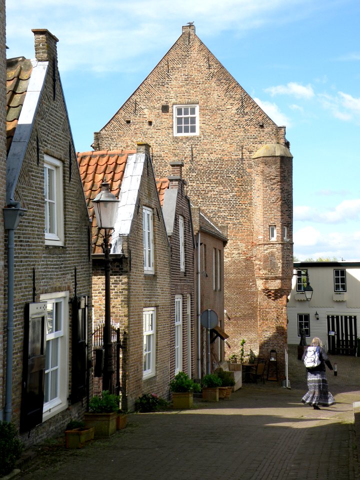 Woudrichem Rijkswal 2
