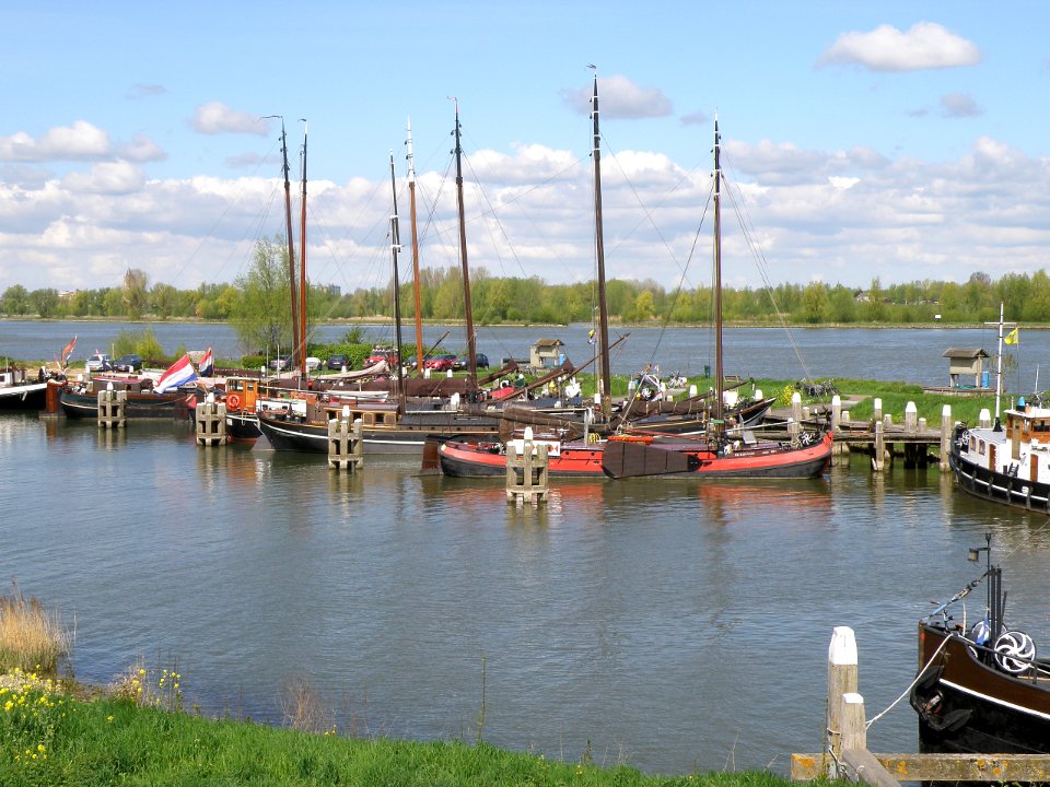 Woudrichem Stadshaven 1
