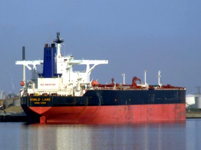 World Lake p7 docked at the Caland canal, Port of Rotterdam, Holland 20-May-2007