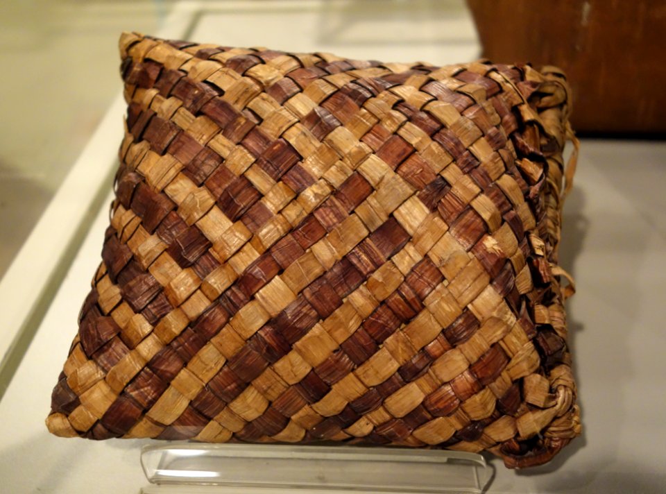 Woven bag for rice storage, undated, cedar bark - Wisconsin Historical Museum - DSC02898