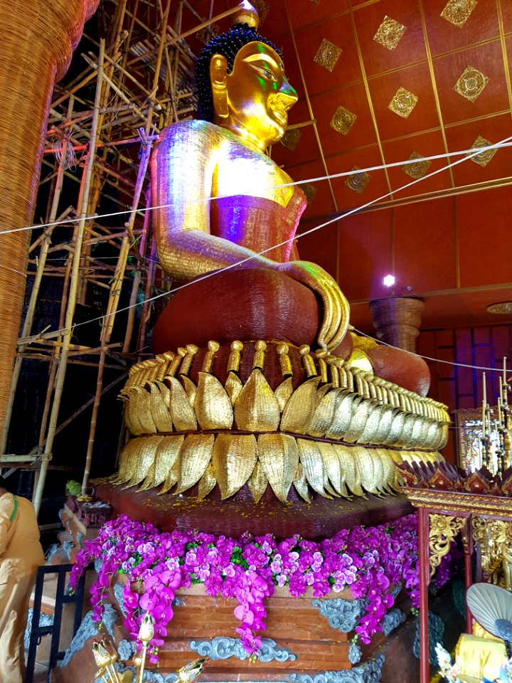 Woven Buddha - Wat Hiranyawat - Chiang Rai - 2017-01-02 - 008