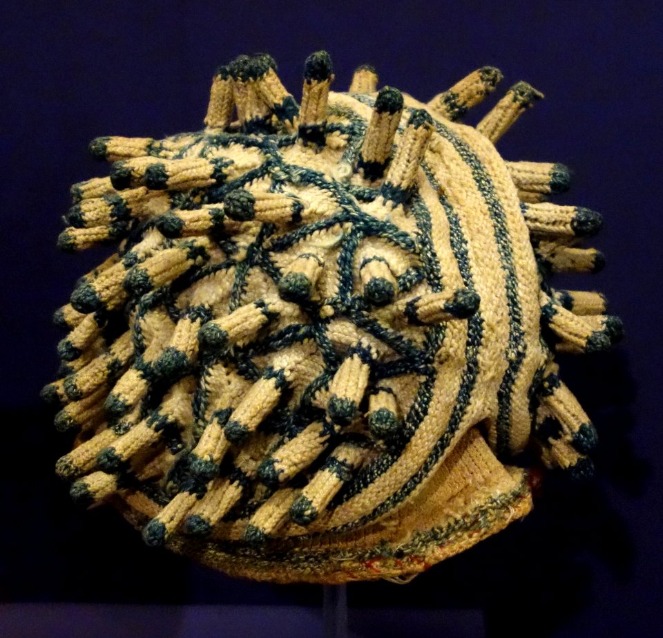 Woven cap, Bamum peoples, Cameroon, mid to late 20th century, cotton, wood - Fernbank Museum of Natural History - DSC00021