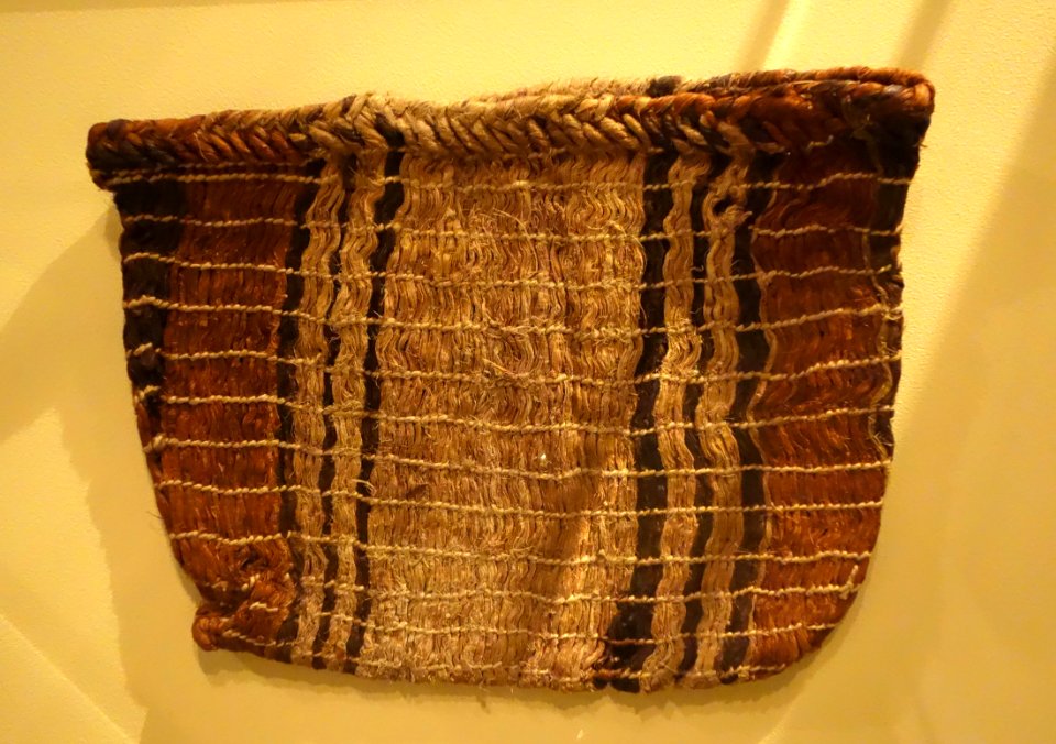 Woven bag, undated, basswood bark - Wisconsin Historical Museum - DSC02882