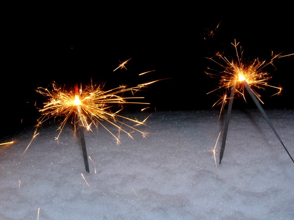 Wunderkerzen im Schnee 01