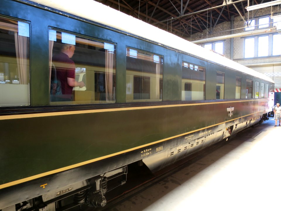 WS 10208 exterior 1