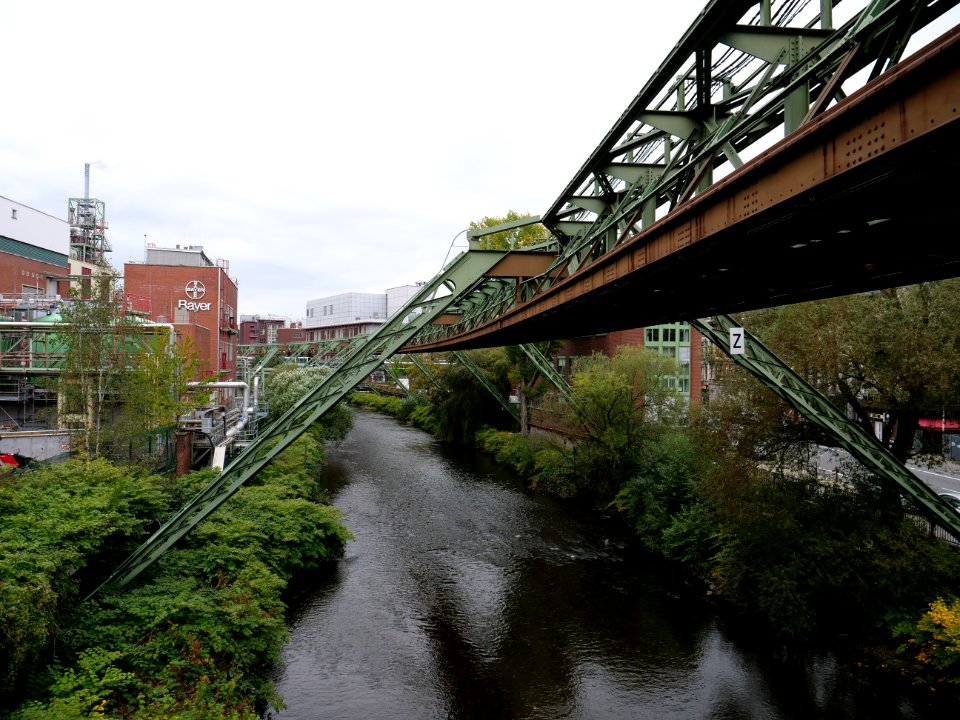 Wuppertaler Schwebebahn Westende 2019-10-06 01