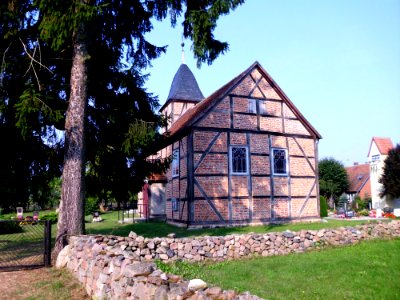 Wustrow Dorfkirche 2