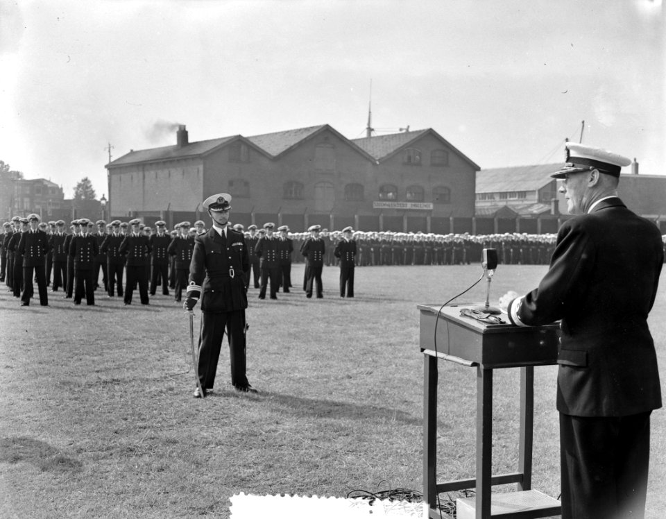 Beediging adelborsten Den Helder, Bestanddeelnr 907-3159