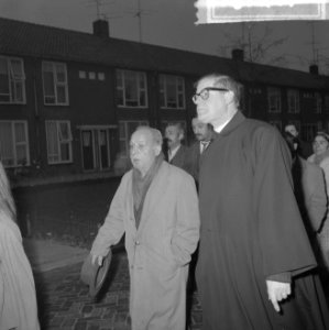 Begrafenis Fernado Westhiner te Sliedrecht, Antonio Westliner en Rector Keet, Bestanddeelnr 916-1211