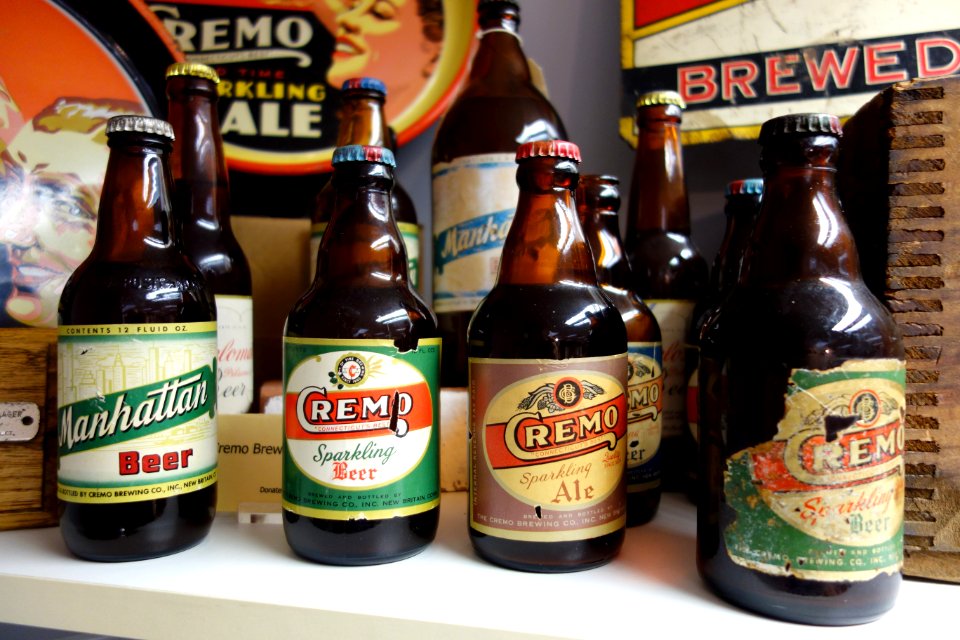 Beer bottles - New Britain Industrial Museum - DSC09862