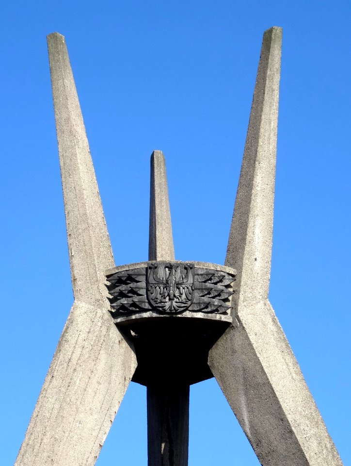 Bdg skwerLeszkaBialego 1 8-2015