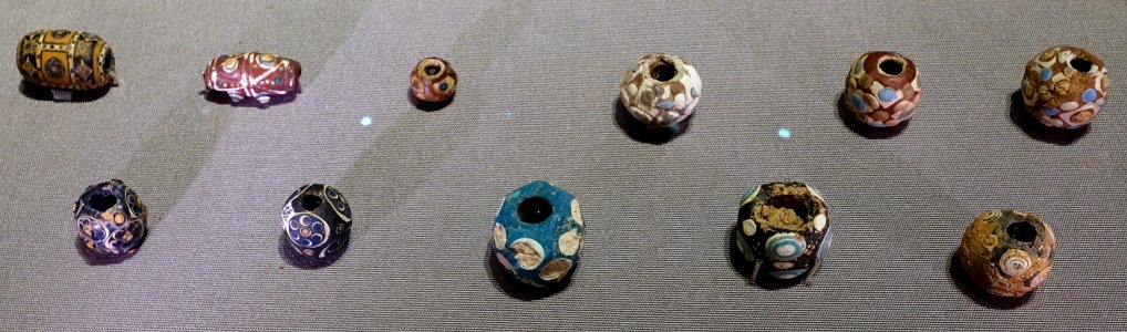 Beads, China, Warring States period, 5th-3rd century BC, inlaid glass - Tokyo National Museum - Tokyo, Japan - DSC08519