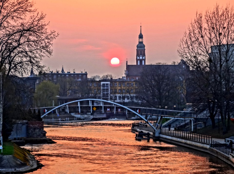 Bdg view from SKbridge sunset 4 04-2014