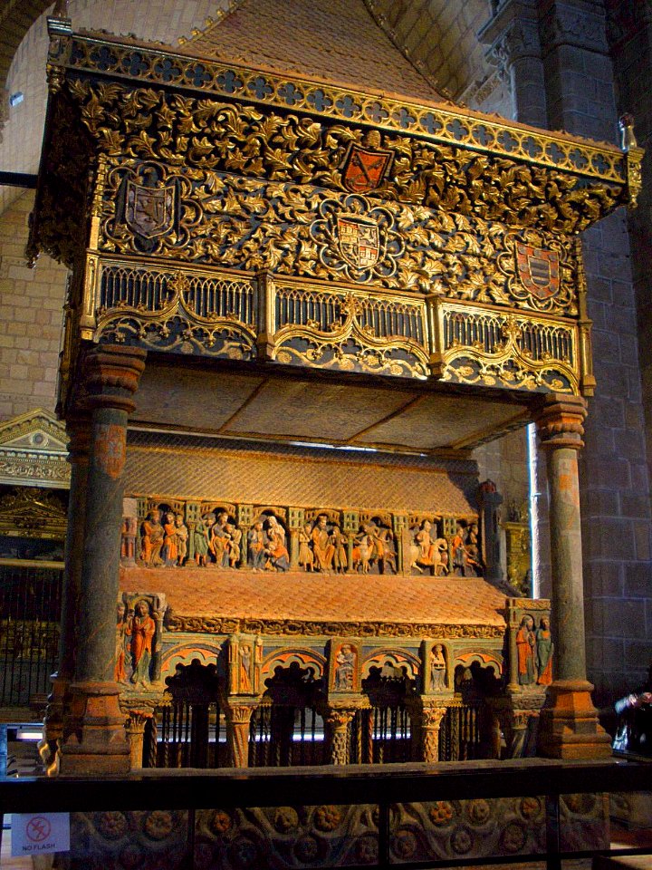 Avila - Basilica de San Vicente, interiores 19 (Sepulcro de los Santos)