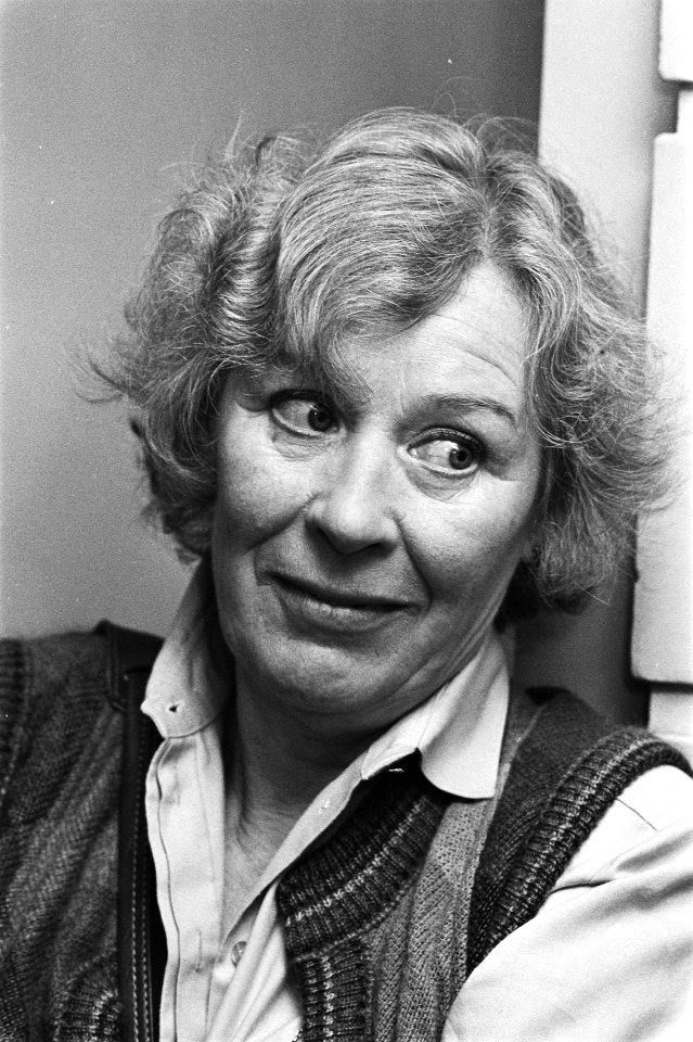 Bekendmaking Theaterprijzen Elisabeth Andersen (Theo d'Or), Bestanddeelnr 932-9682