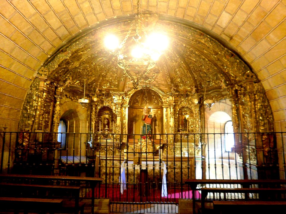 Avila - Basilica de San Vicente, interiores 12 (Cripta de la Virgen de Soterraña)