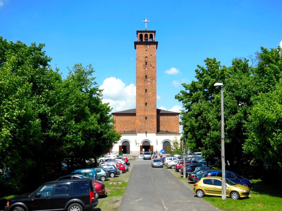 Bdg kościółśwAntoniego a 05-2013