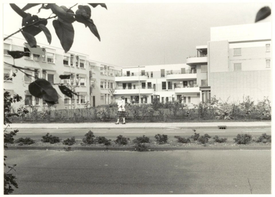 Bejaardencentrum De Molenburg aan de Groningenlaan 12. NL-HlmNHA 54016595