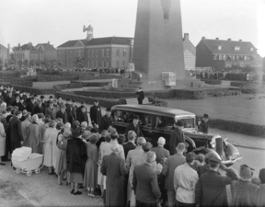 Begrafenis mensenredder Janus Kuiper Den Helder, Bestanddeelnr 904-8339