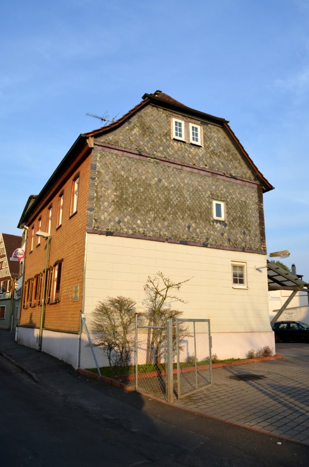 Bieber, Oberhofstraße 12 (1)