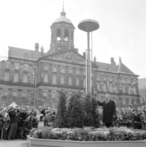 Bevrijdingsdag, het bevrijdingsleger zoals het 20 jaar geleden binnentrok vanaf , Bestanddeelnr 917-7309
