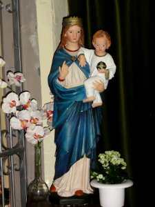 Batenburg (Wijchen) Mariabeeldje in kerk