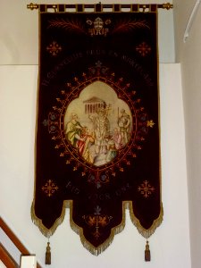 Beuningen (Gld) processievaandel in kerk
