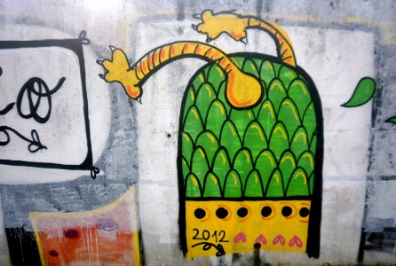 Bilbao - Ribera de Deusto, graffiti 37