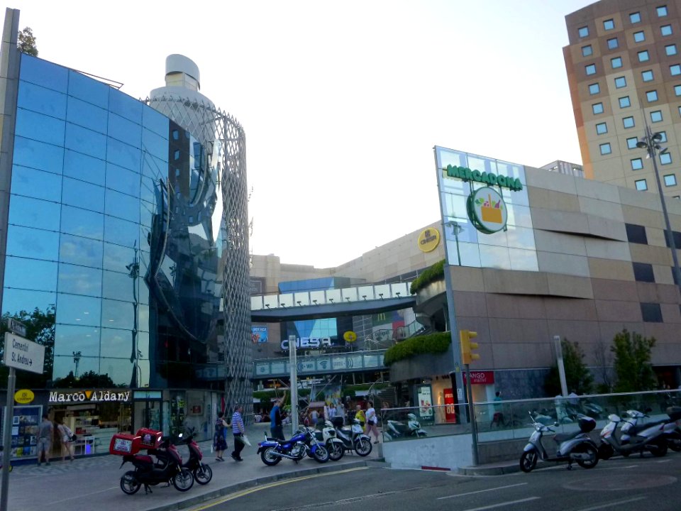 Barcelona - Centro Comercial Heron City 1