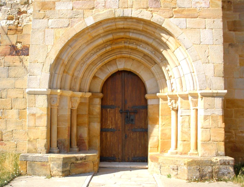 Basconcillos del Tozo - Iglesia de San Cosme y San Damian 16