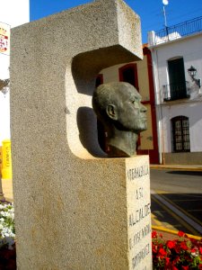 Argamasilla de Calatrava - Monumento al alcalde José María Rodríguez Marín 3