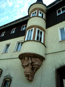 Altenberg Denkmal-Erkerrelief-Holzweible02