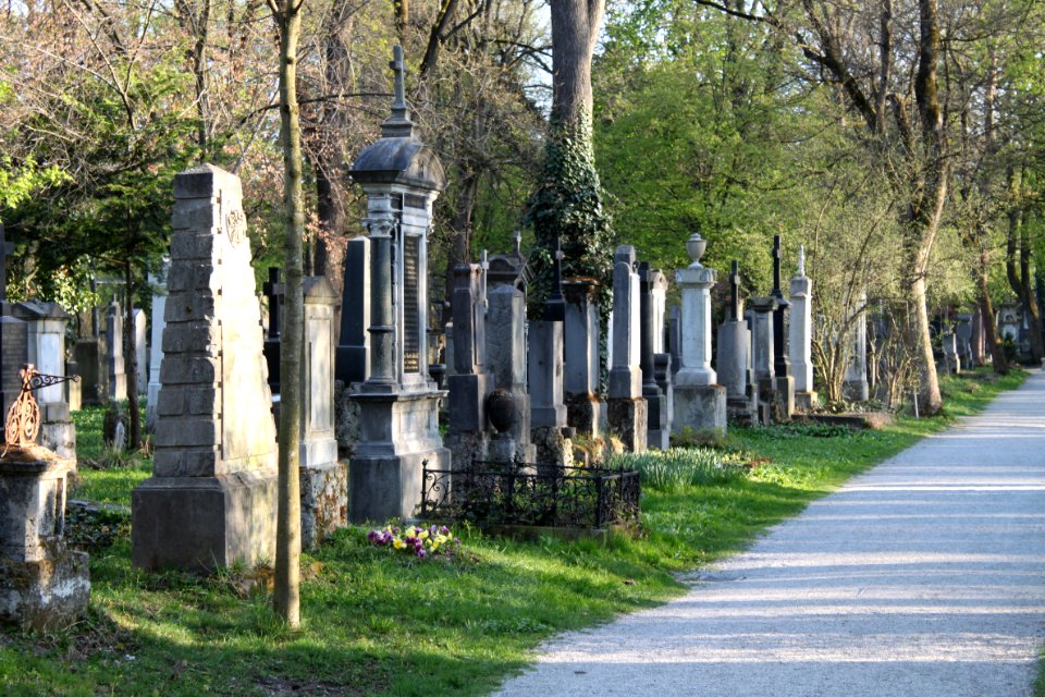 Alter Südfriedhof München 2010-04-24-1756