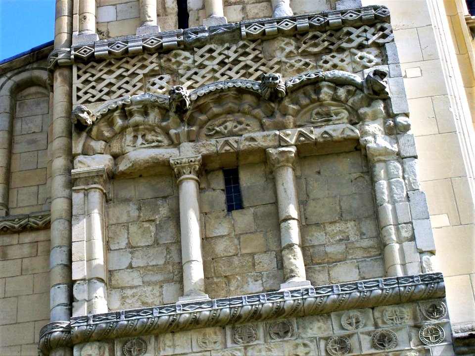 Arcade, West front, Rochester Cathedral