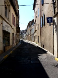 Arles - Rue Augustin Tardieu, depuis la rue Voltaire