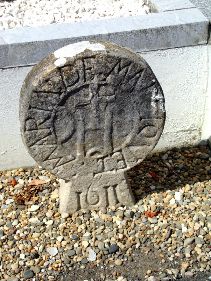 Arbonne (Pyr-Atl., Fr) relocated basque stele 1