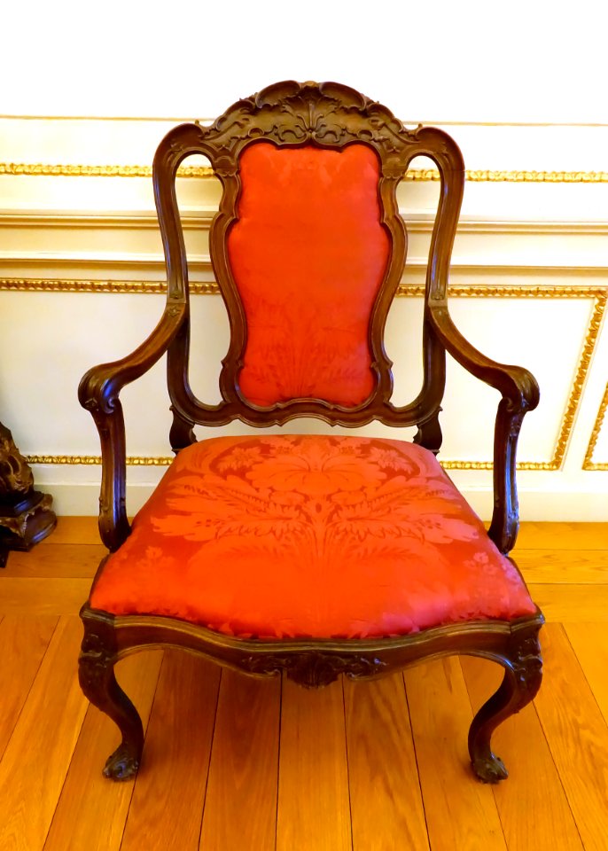 Armchair, Portugal, 1775-1800, brazilian ebony, damask - Museu Nacional de Soares dos Reis - Porto, Portugal - DSC00534