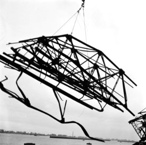 Amsterdam, fotos betreffende de herstellingswerken in de haven, Bestanddeelnr 900-9112