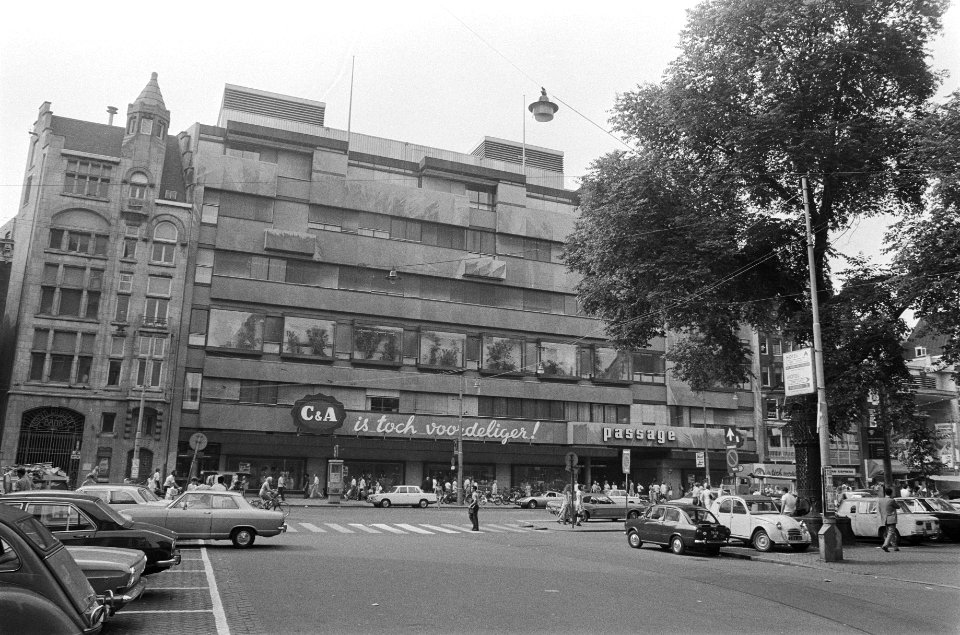 Amsterdam, exterieur C&A gebouw, Damrak, Bestanddeelnr 924-7177