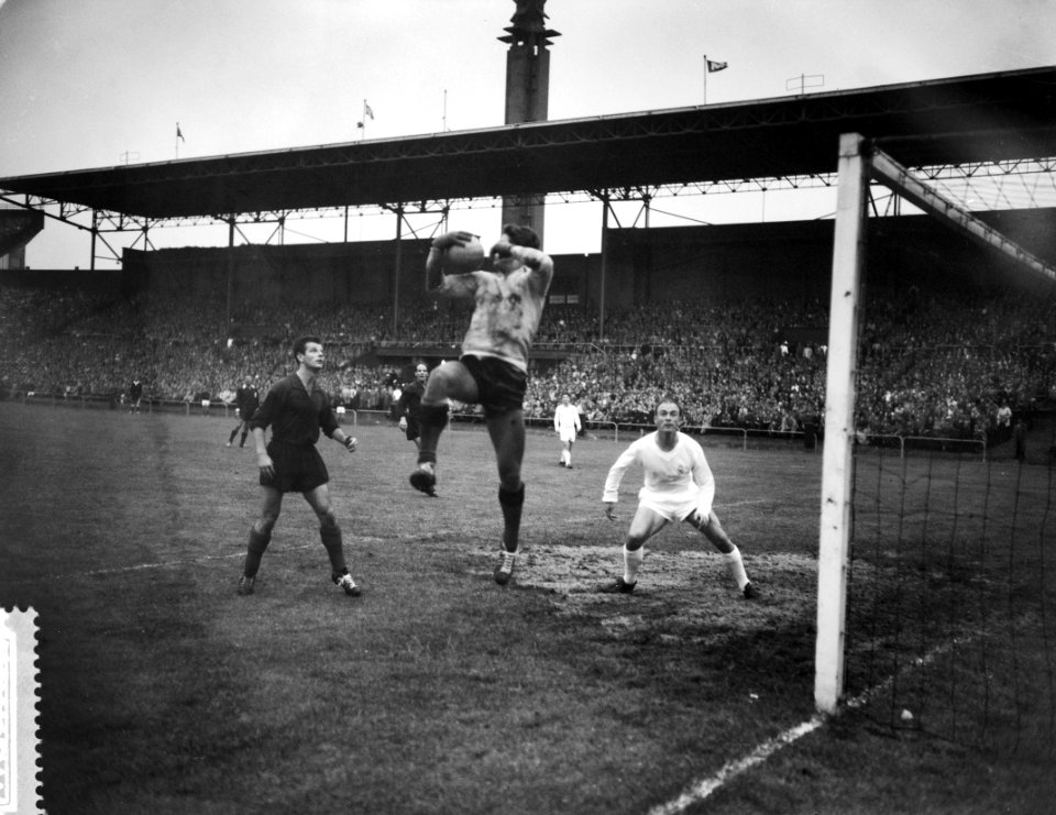 Amsterdam tegen Real Madrid 1-4 in het Olympisch Stadion te Amsterdam, Bestanddeelnr 910-4821