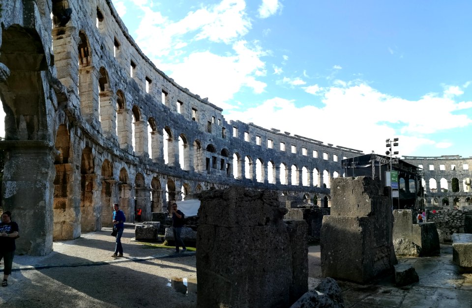 Amphitheatre (Pula), interior 91