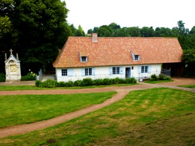 Amettes (Pas-de-Calais, Fr) maison natale Saint Benoît Fabre, extérieur