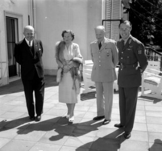Afscheid Generaal Eisenhower op Soestdijk, Bestanddeelnr 905-1211