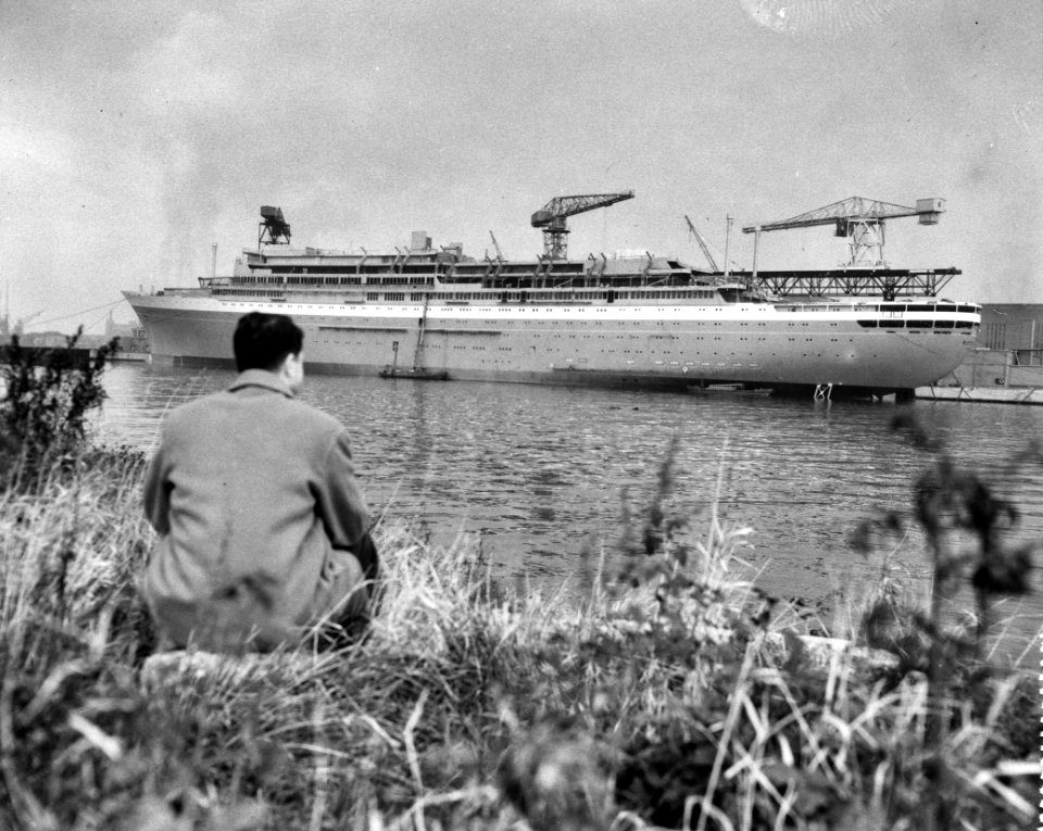 Afbouw van de Rotterdam bij de RDM te Rotterdam, Bestanddeelnr 909-9315