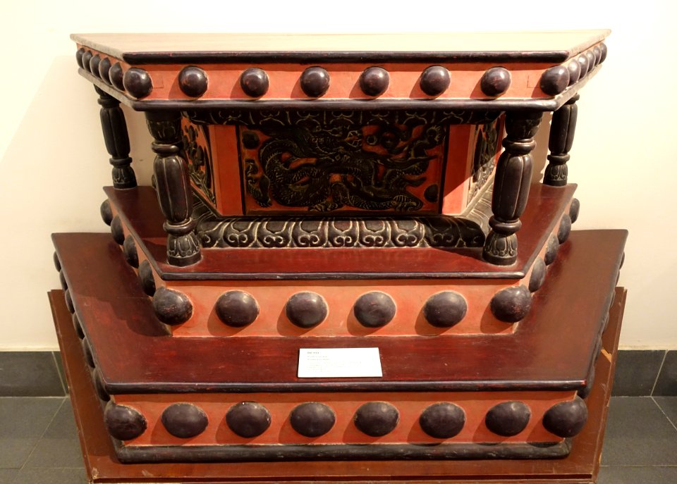 Altar plinth, Thay pagoda, Ha Tay province, wood - Vietnam National Museum of Fine Arts - Hanoi, Vietnam - DSC04849
