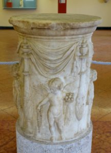 Altar of the Four Seasons, Roman, 41-54 AD, H 5056, view 3 - Martin von Wagner Museum - Würzburg, Germany - DSC05903